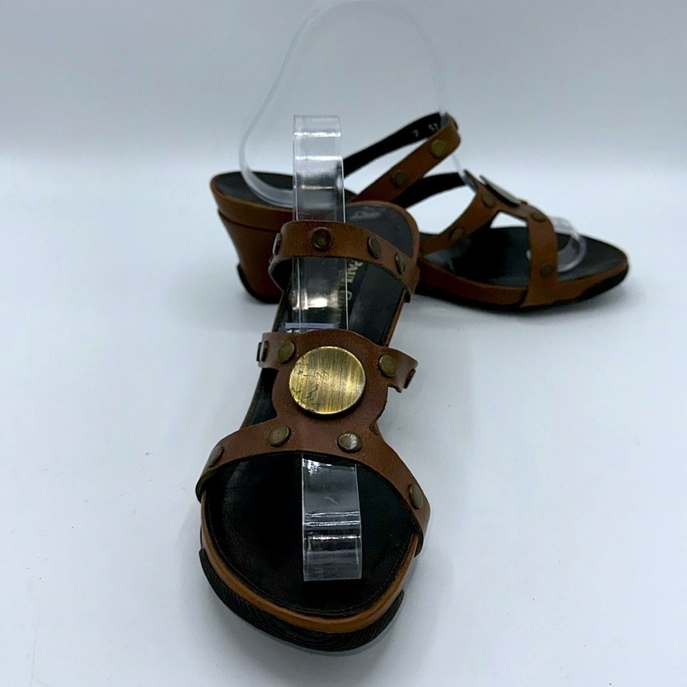 Paul Green Munchen Wedge Sandals w/Brass colored Discs and Studded Straps Size 7